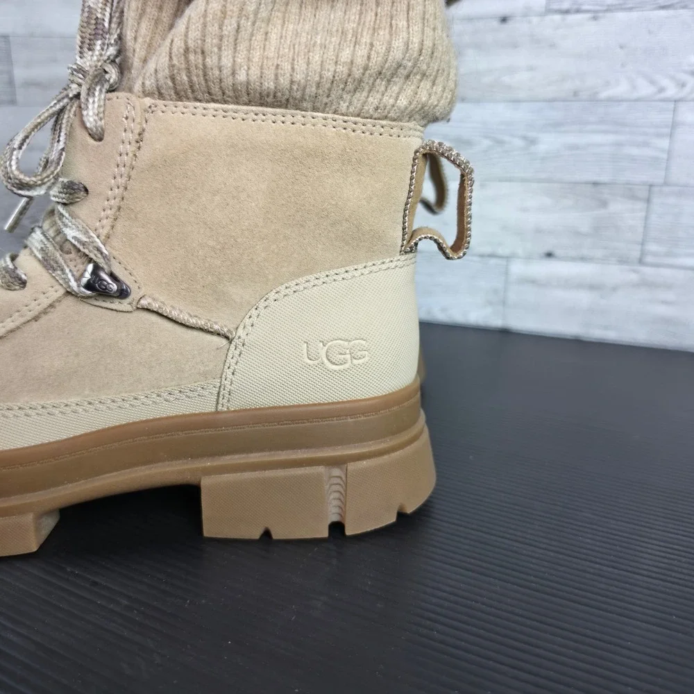 UGG Ashton Addie Sand Tan Suede Knit Collar Lug Sole Lace Up Boots 1143831 Sz 8